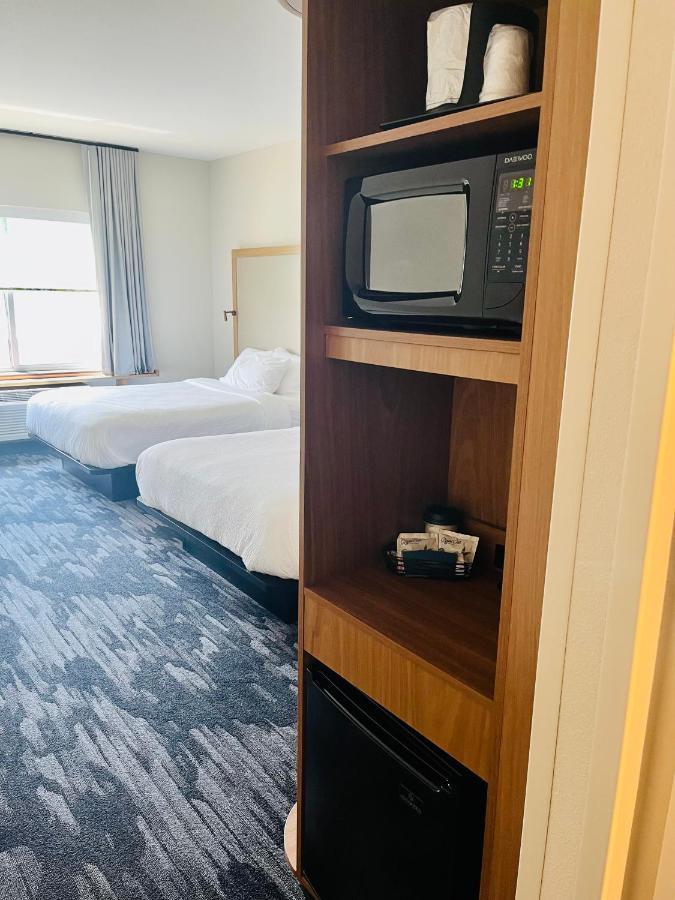 Fairfield Inn & Suites By Marriott Staunton Bagian luar foto